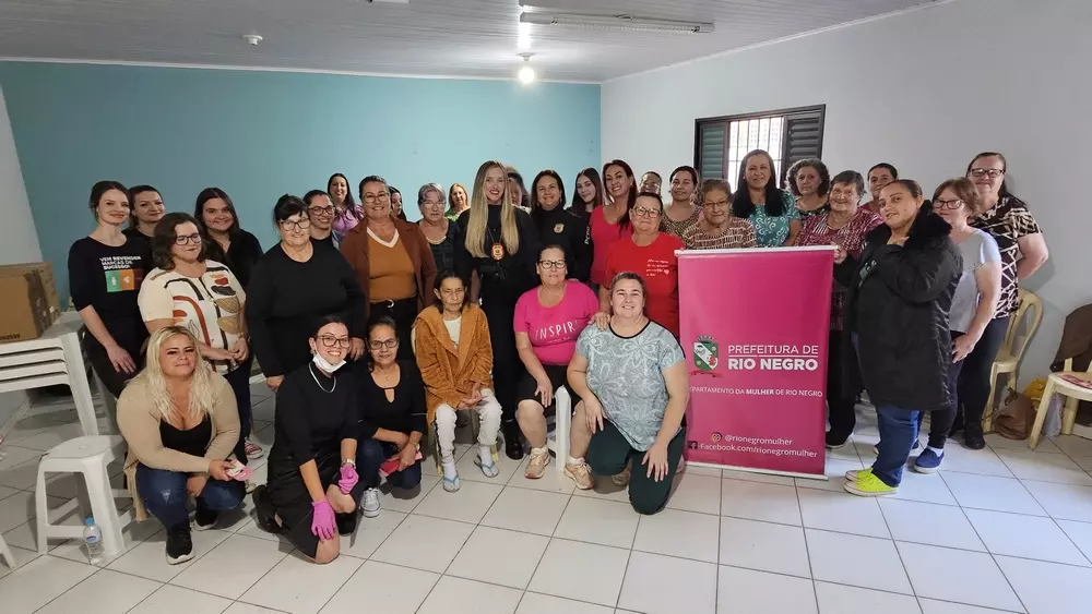 Projeto “Vozes Femininas” leva serviços e informação às mulheres da Fazendinha